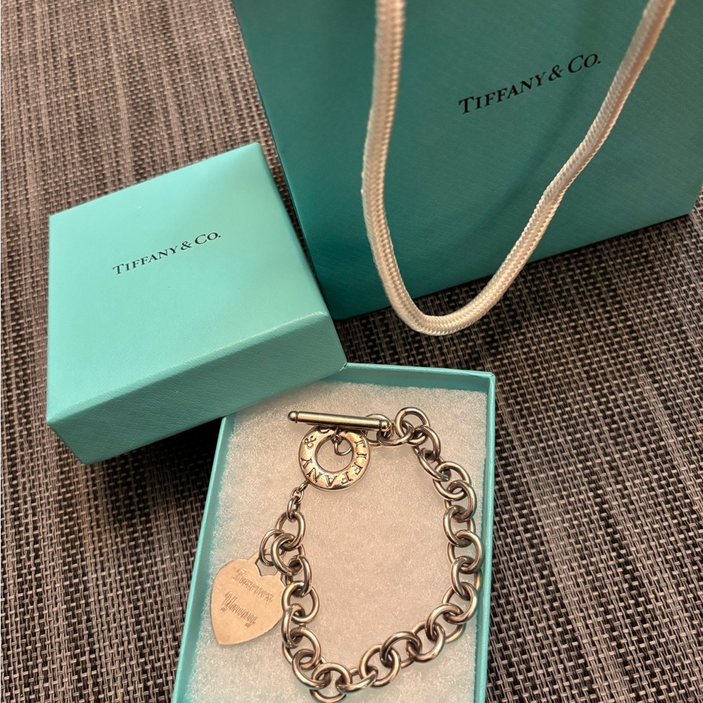 Tiffany silver toggle heart bracelet - Picture 3 of 5